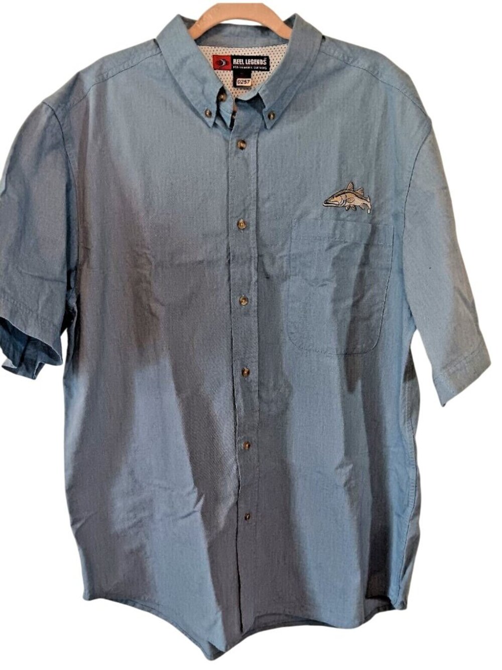 Reel Legends XL Blue Cotton Short-Sleeve Fishing Shirt Embroidered Fish Vented